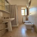 Brother's House * Salernes